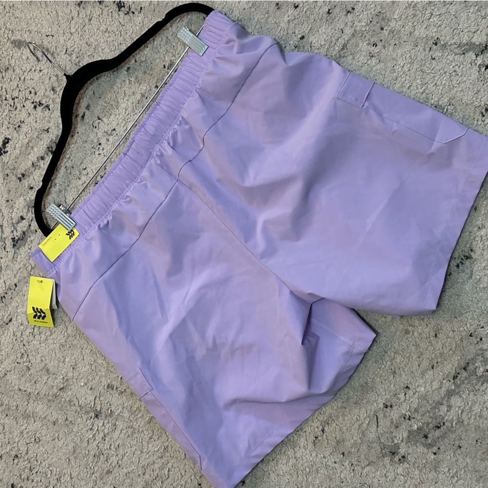 All In Motion Men's Hybrid Cargo Shorts 7" XL Lavendar